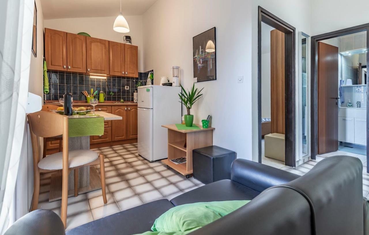 Apartment Denis Medulin Exterior photo
